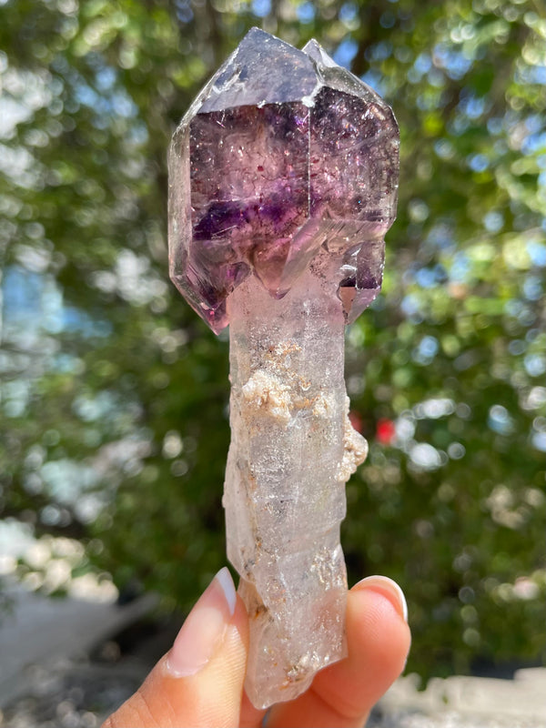 Natural Shangaan Amethyst Scepters Wholesale flat – 1.714 kg, 18 Pieces from Chibuku Mine, Zimbabwe