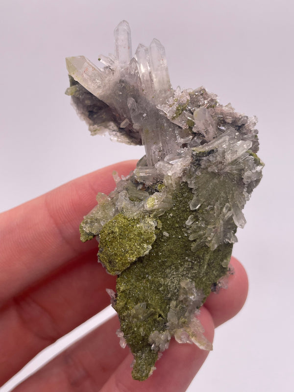 Harledote Brandberg Quartz flat 26 pieces from Goboboseb Mountains, Erongo Region, Namibia