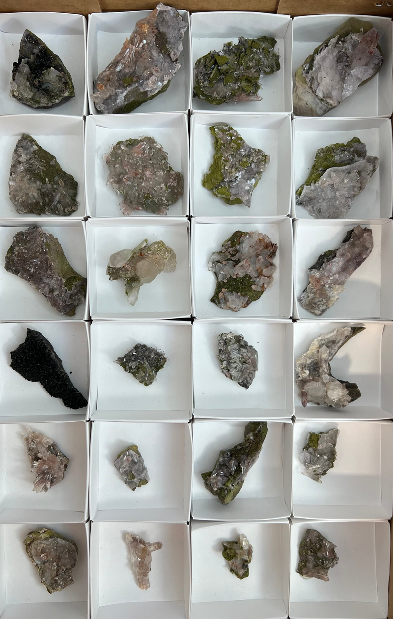 Harledote Brandberg Quartz flat 24 pieces from Goboboseb Mountains, Erongo Region, Namibia