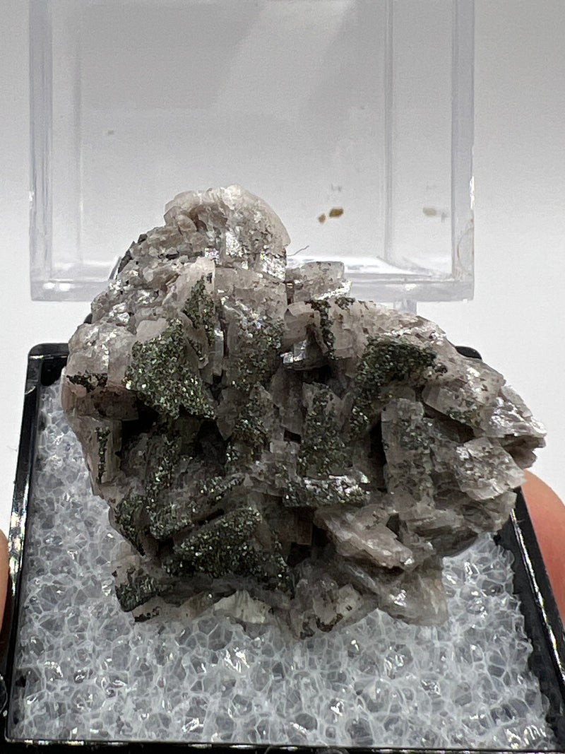 Greely Quartz from the Greely Quartz Occurrence, Osgoode Township, Ottawa, Ontario, Canada