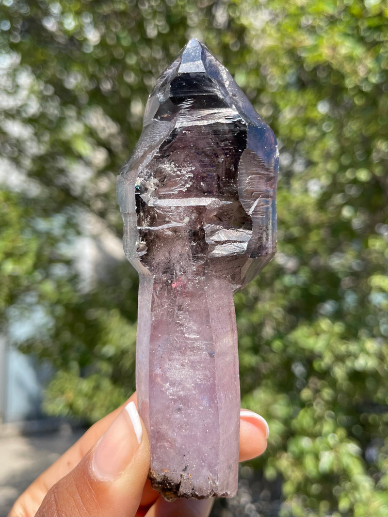 Natural Shangaan Amethyst Scepters Wholesale flat – 1.714 kg, 18 Pieces from Chibuku Mine, Zimbabwe