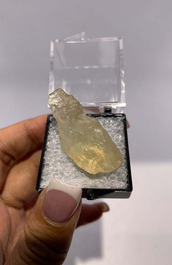 Libyan Desert Glass (Lechatelierite)