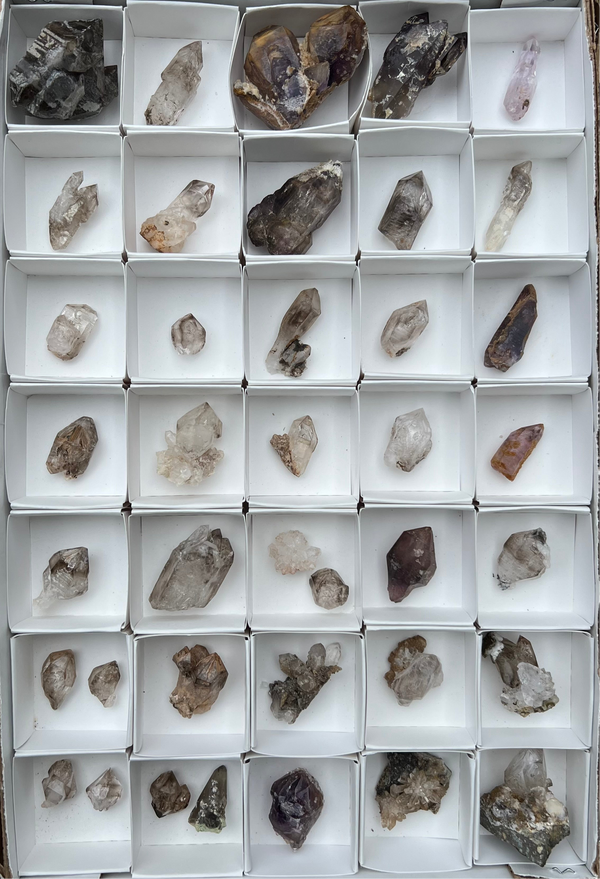 38 Piece Brandberg Quartz Wholesale Flat from the Brandberg District, Goboboseb, Erongo Region, Namibia