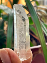35 piece wholesale flat of Quartz Points | Mporokoso, Zambia