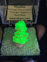 Hyalite Opal from Erongo Mountain, Namibia (Perkies)