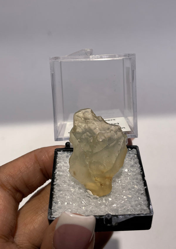 Libyan Desert Glass (Lechatelierite)