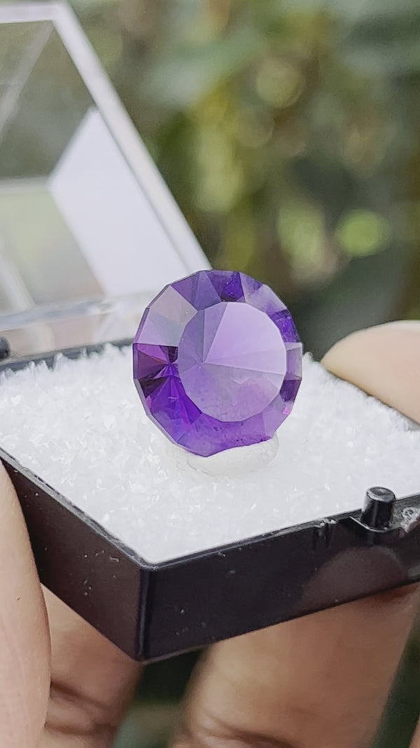 10 carat Brandberg facetted gemstone, Gobogobos, Erongo Region, Namibia