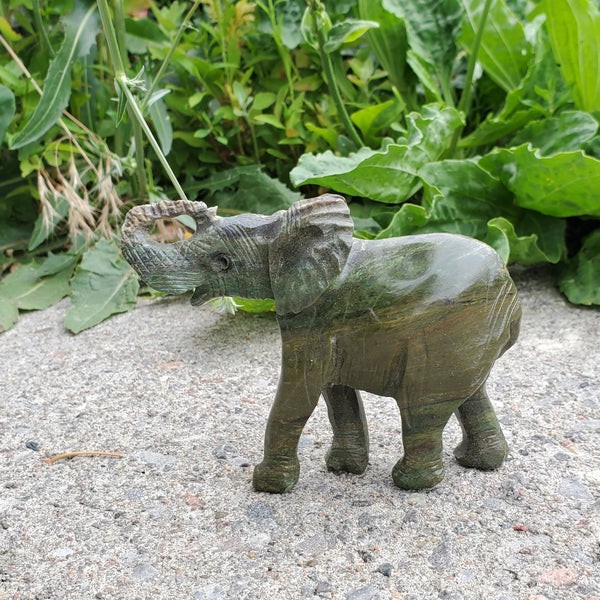 Verdite Elephant, Shona Sculpture from the Chitungwiza Art Centre, Zimbabwe