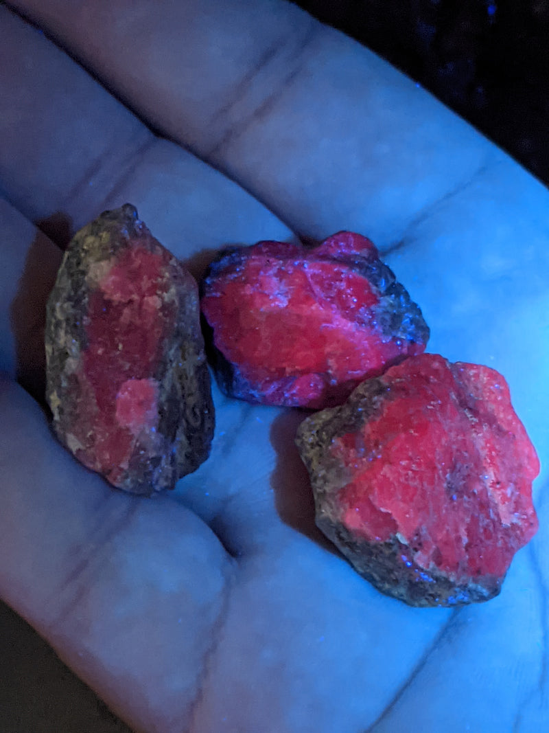 Popping Fluorescent Ruby 3 pack 40-50g per bundle from Mutoko, Zimbabwe