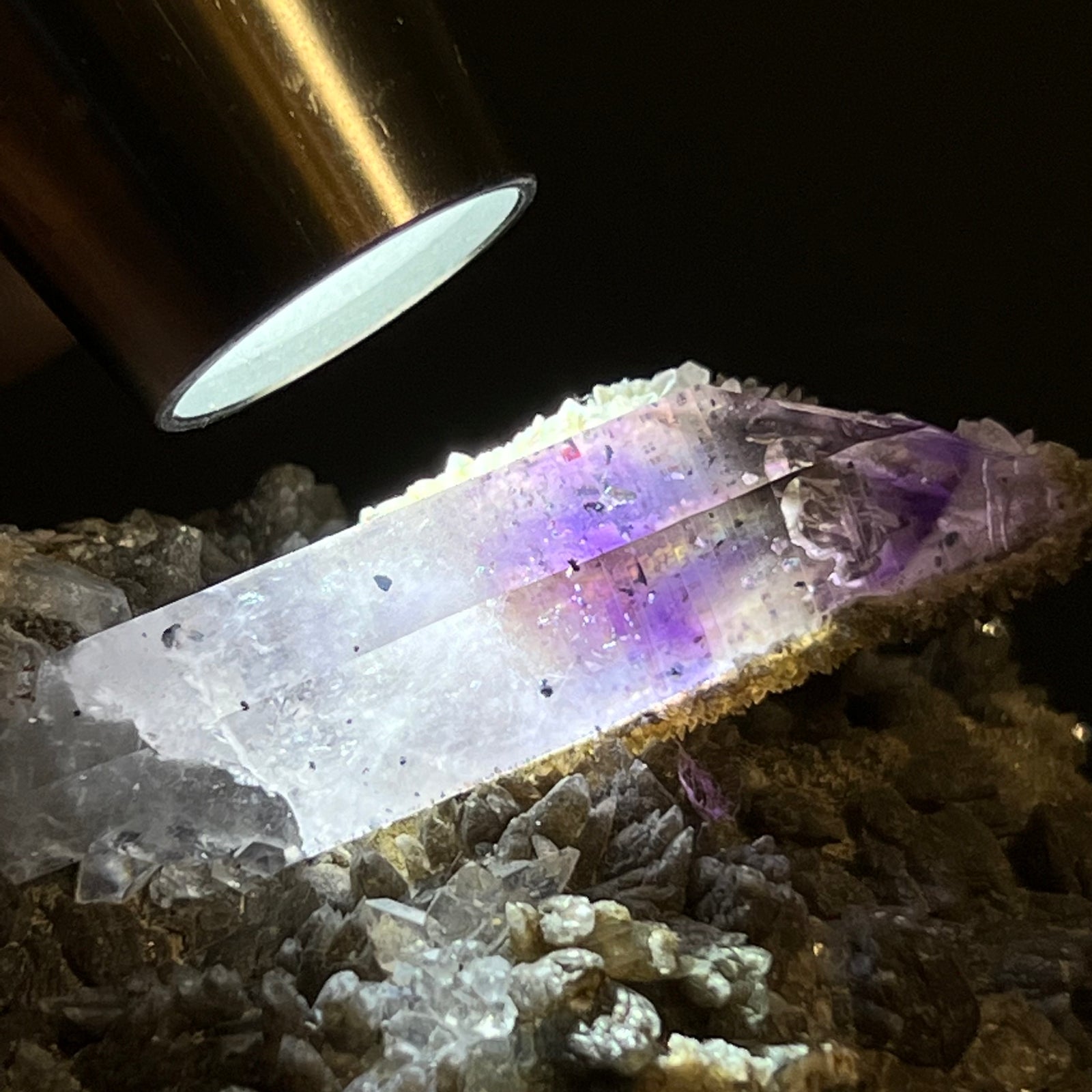Brandberg Quartz With Mobile Enhydro from Xoboxobos, Brandberg