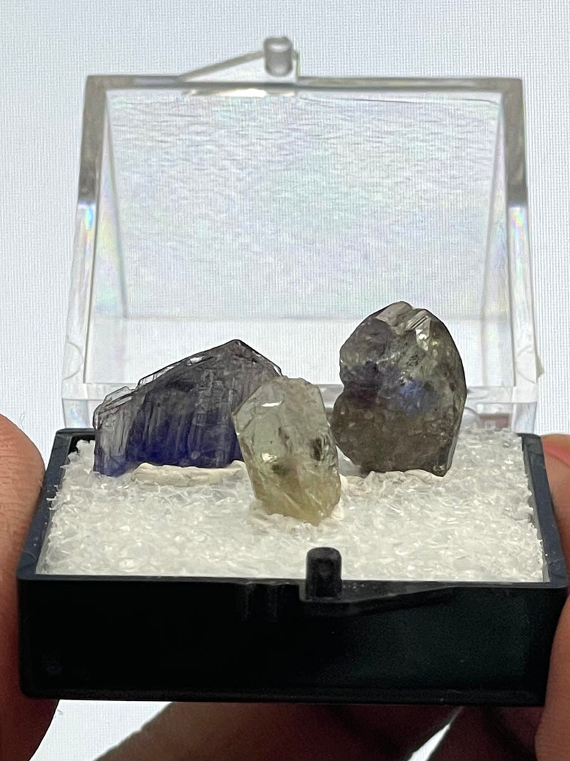 Tanzanite sales raw crystals