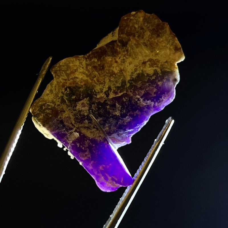 Gel Sugilite from Wessel’s Mine, Kalahari Manganese Field, Northern Cape, South Africa