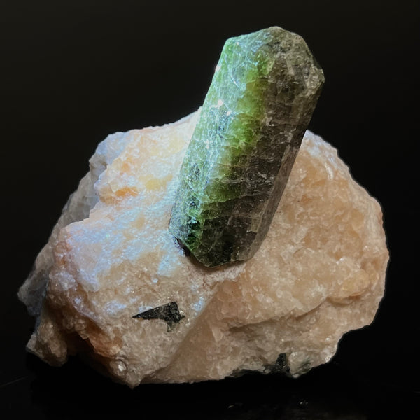 Self-Standing Apatite on Calcite, Yales Uranium Mine, Otter Lake, Quebec, Canada