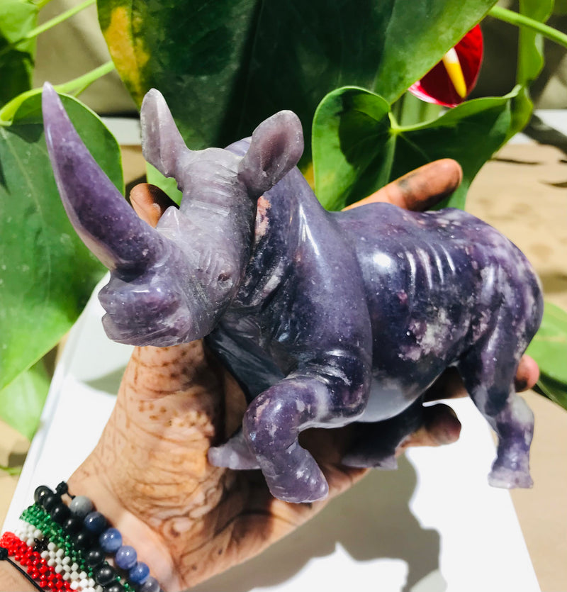 “Rhinoceros Figure" Shona Sculpture in Lepidolite, from the Chitungwiza Art Centre, Zimbabwe