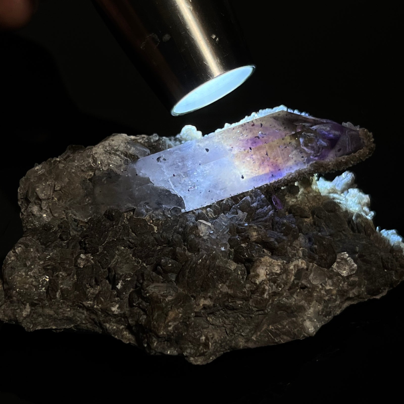 Brandberg Quartz With Mobile Enhydro from Xoboxobos, Brandberg